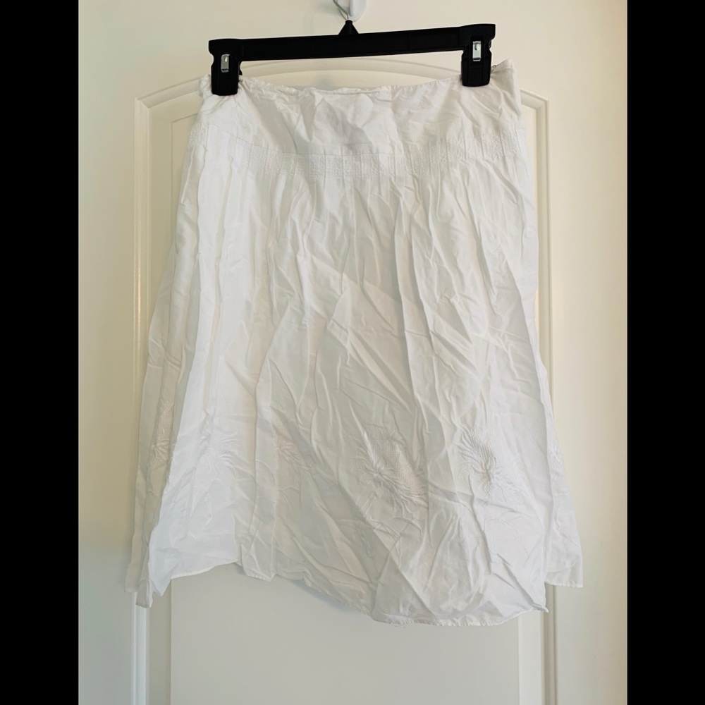 Ann Taylor white lined skirt